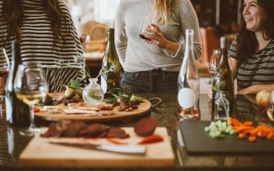 Three Polite Ways for Introverts to Leave a Party Early